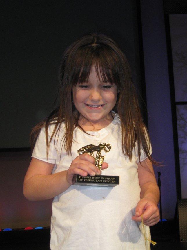 Daisies Show Winner - Click to enlarge